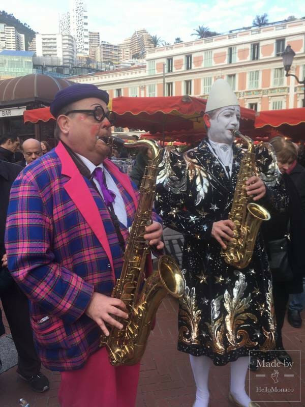 Clowning Around at the Marche de la Condamine