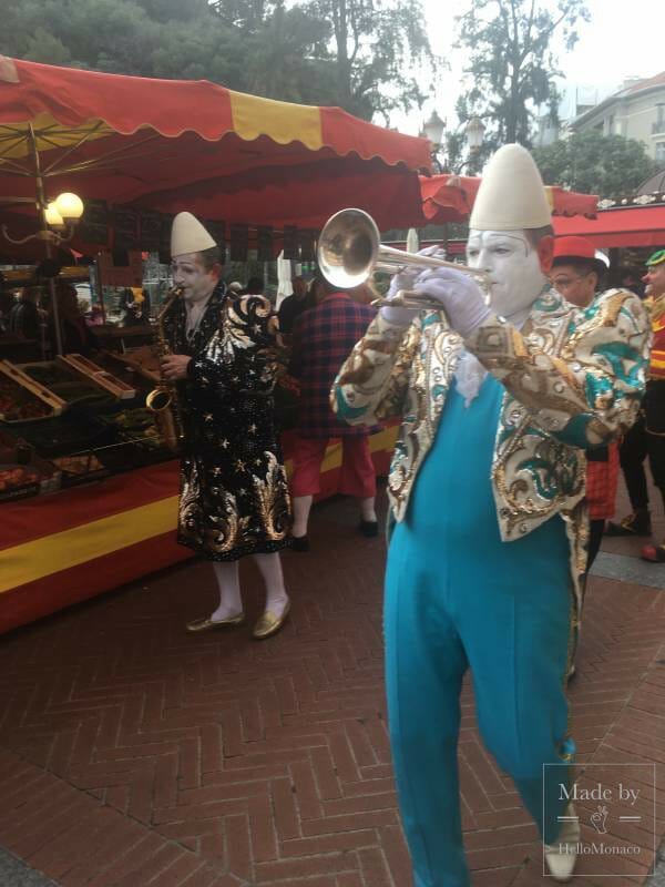 Clowning Around at the Marche de la Condamine