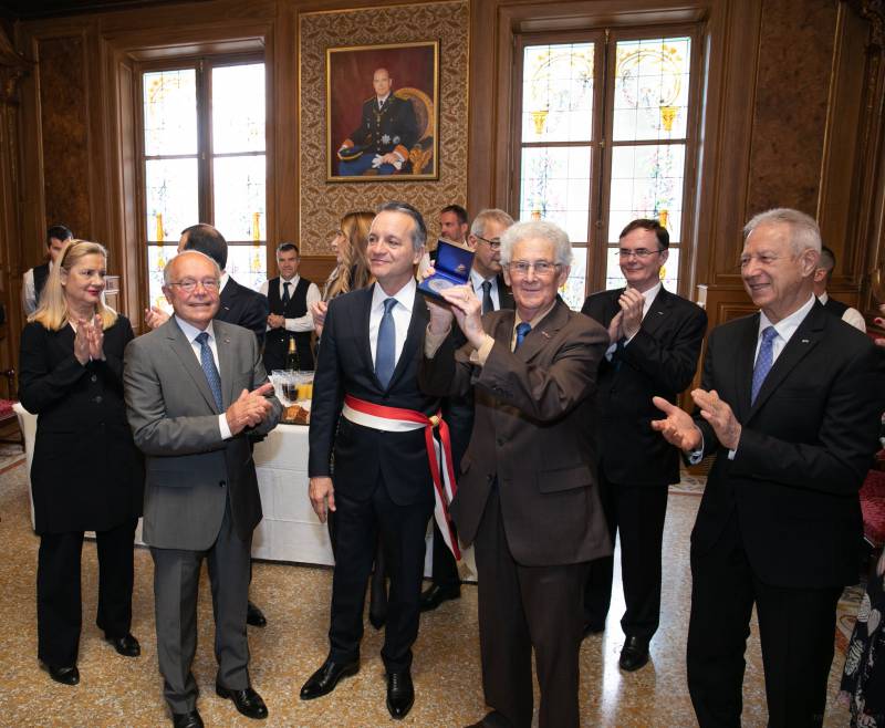 Mayor Georges Marsan is Inaugurated in City Hall