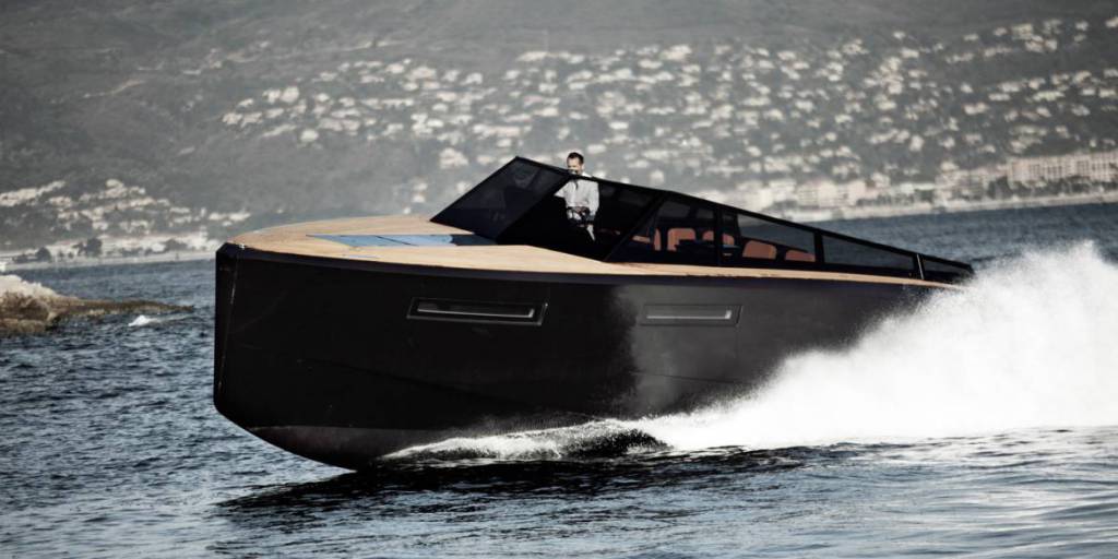 Evo Yachts: 13 meters of innovation and exclusive