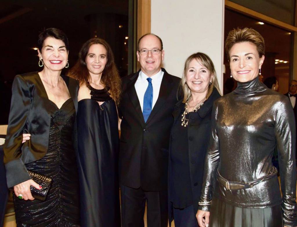 H.S.H. Prince Albert II surrounded by Elizabeth Wessel, Federica Nardoni Spinetta, Rosanna Trinchese and Celina Lafuentede Lavotha @Monaco Tourism Office