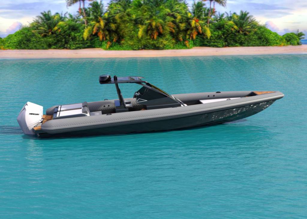 Superfast 103-knot tender 38 Grand Sport presented by Technohull
