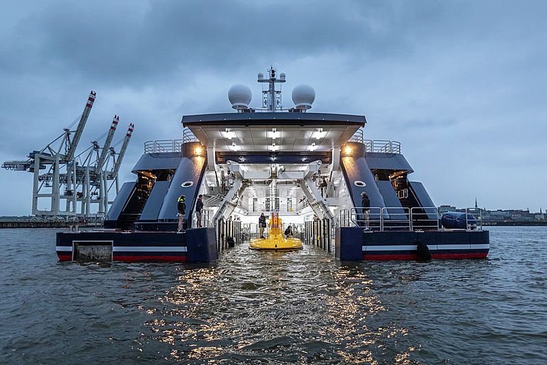 126m Octopus Paul Allen’s legendary explorer superyacht now listed for sale