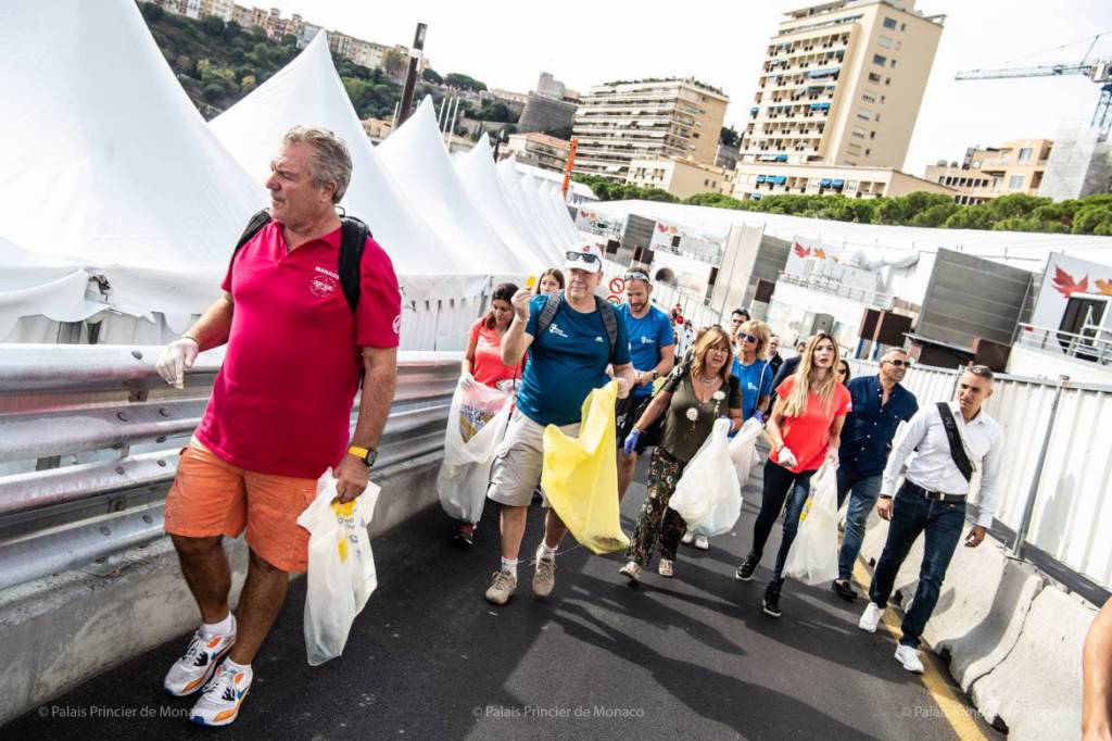 Prince Albert participates in World Cleanup Day