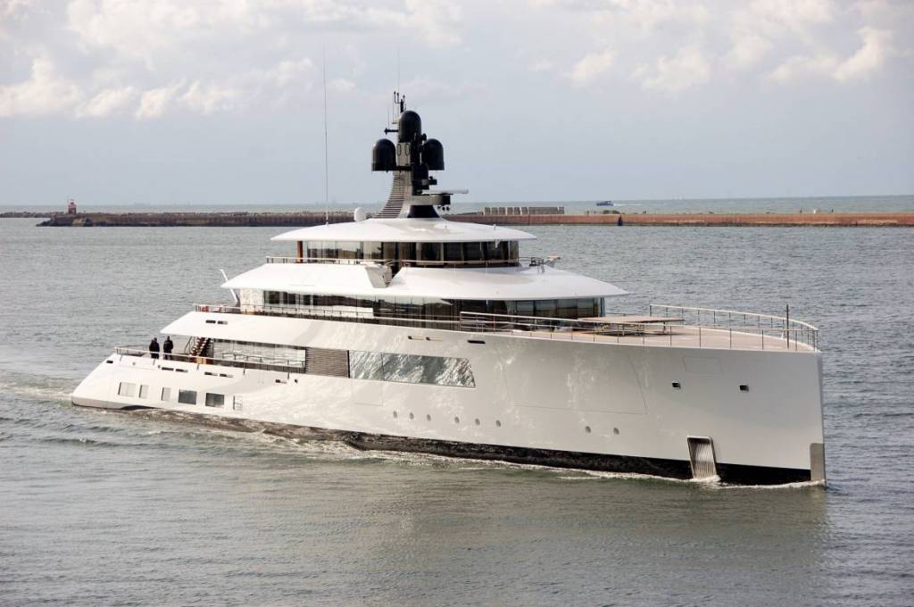 Feadship delivers 77m superyacht Syzygy 818 in Monaco