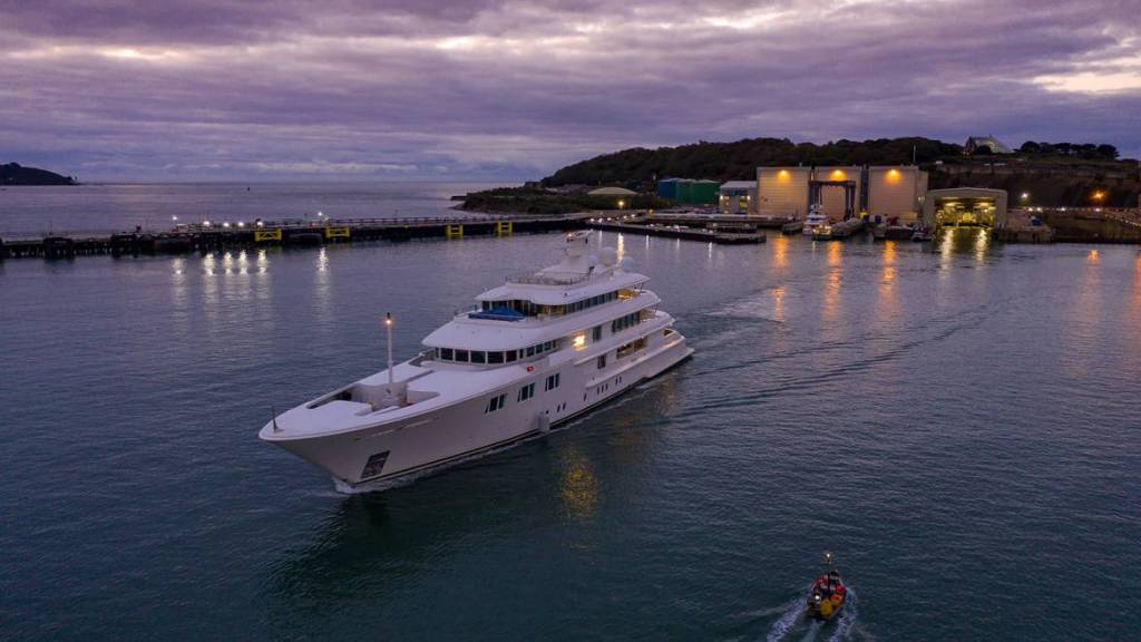 69m Amels superyacht Lady E to undergo winter refit at Pendennis