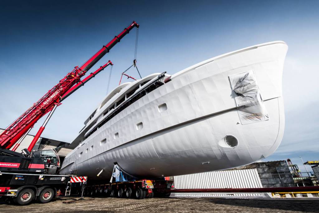 36m Moonen yacht Martinique nears completion