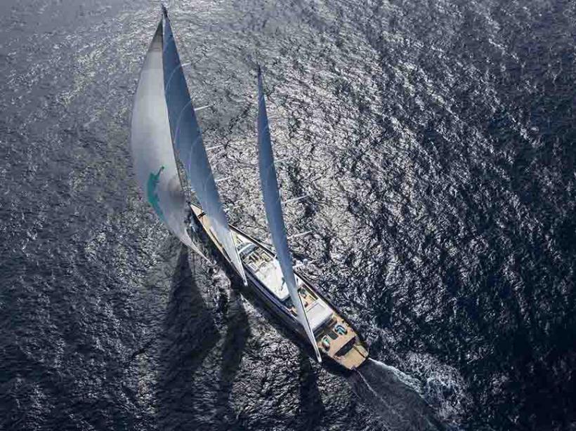 The world’s largest ketch Aquijo arrives in Antigua