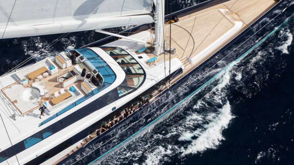 The world’s largest ketch Aquijo arrives in Antigua