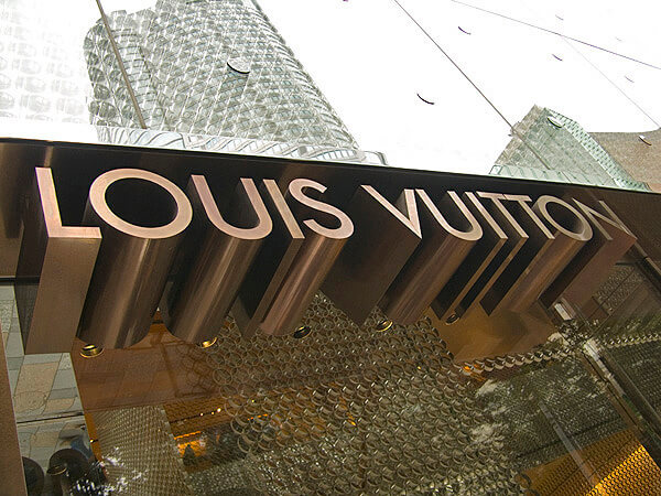 Louis Vuitton Shop