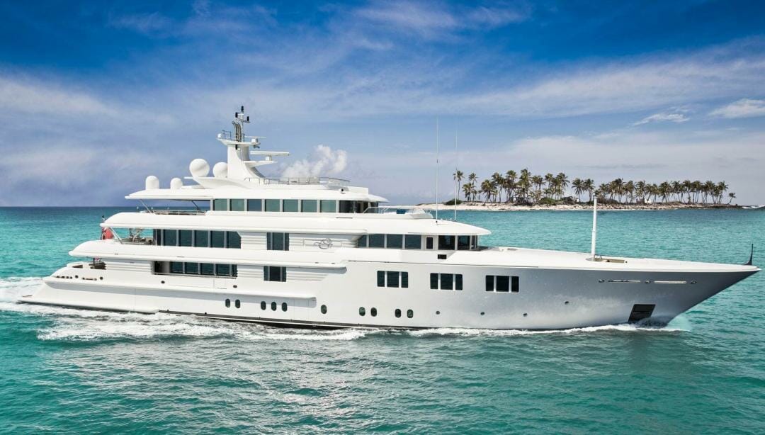 68-metre yacht Lady S