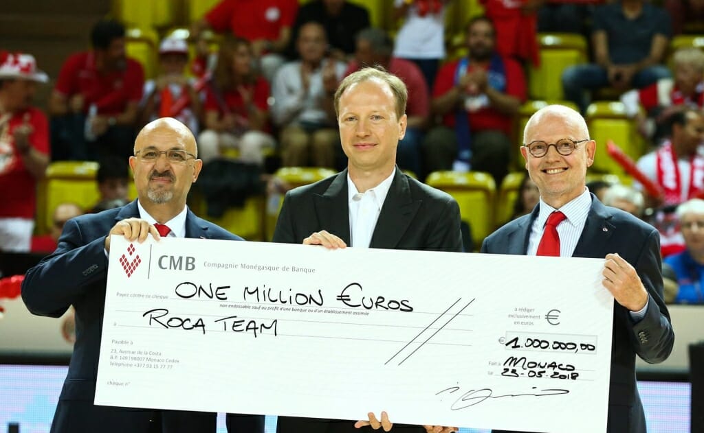 One Million Euro check AS Monaco Basket