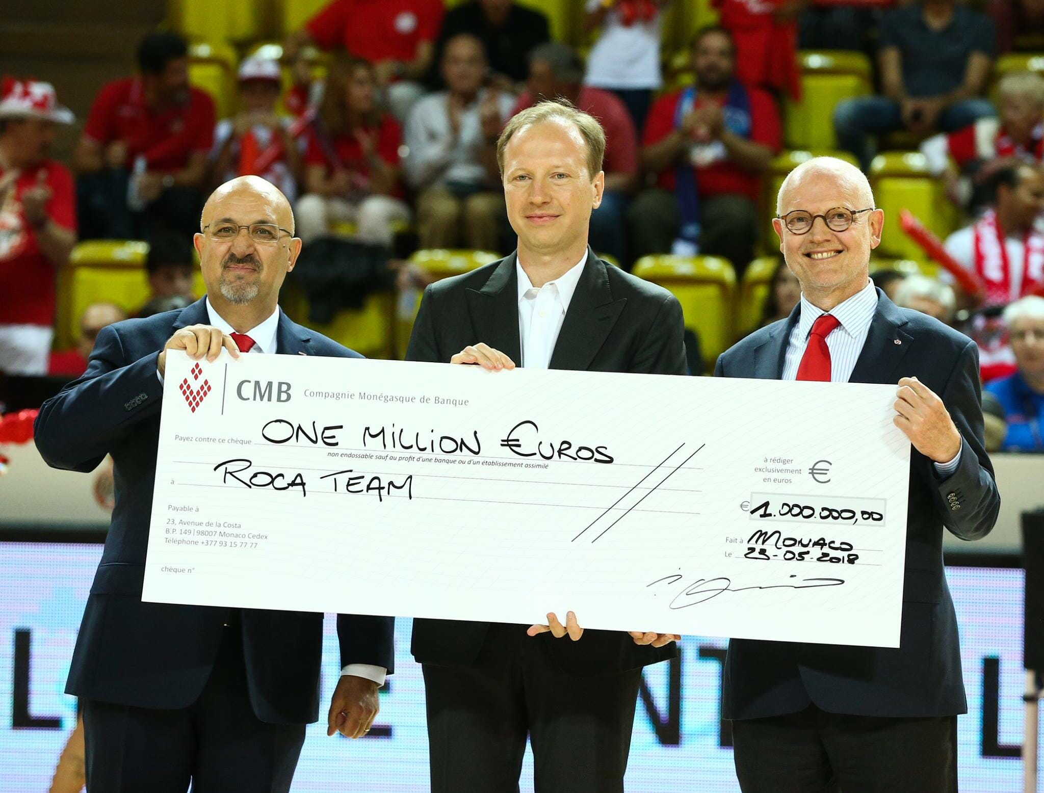 One Million Euro check AS Monaco Basket