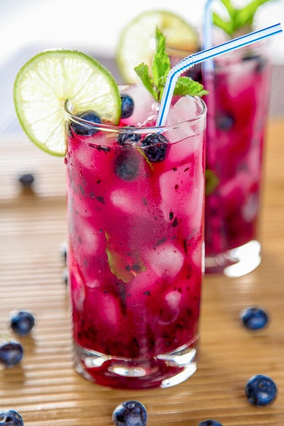 Berry kombucha