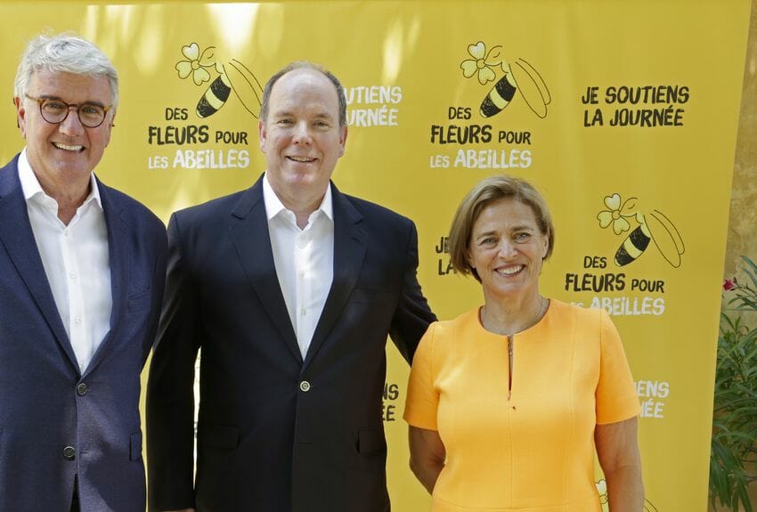 Prince Albert II plants Flowers for Bees