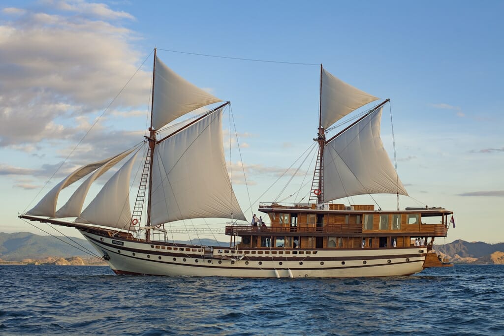 yacht Prana