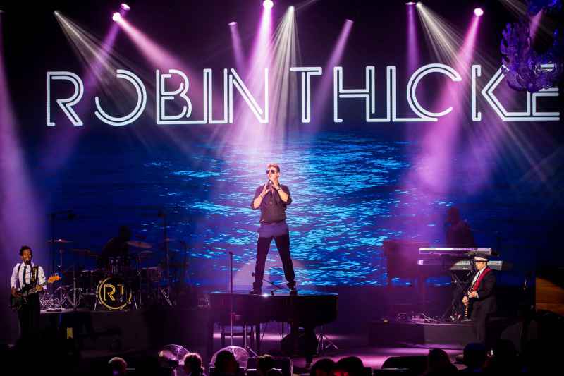 Robin Thicke Monte-Carlo Gala for the Global Ocean