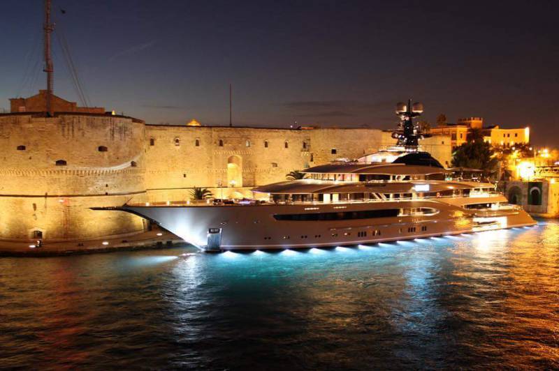 95-meter superyacht Kismet in $150 million movie