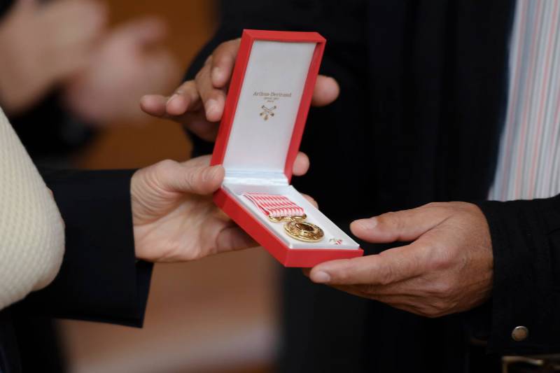 Minister of State presents Workers’ Medals