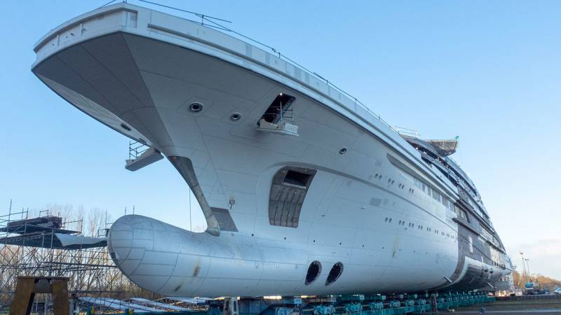 142-meter superyacht Project Redwood launched by Lurssen