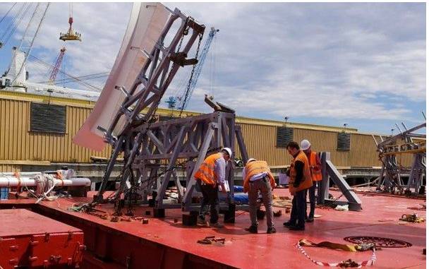 End Game 40m Regatta Superstar My Song Is Beyond Repair And