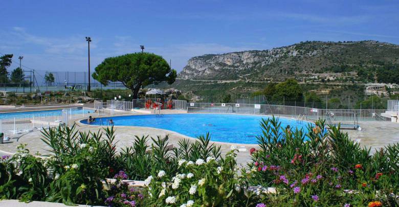 PRINCESS CHARLÈNE MUNICIPAL SWIMMING POOL