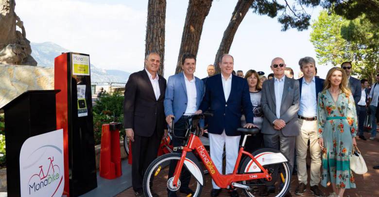 H.S.H. Prince Albert II officially launched MonaBike