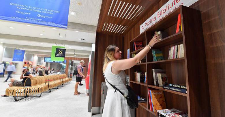 New book exchange library at Monaco station