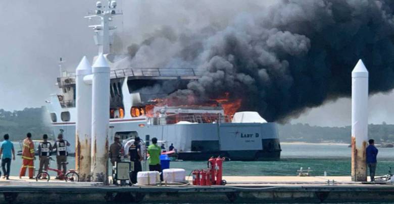56m superyacht Lady D caught fire in Phuket
