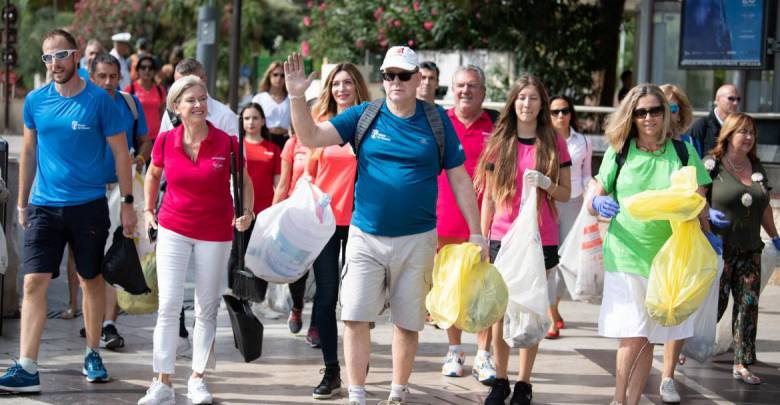 Prince Albert participates in World Cleanup Day