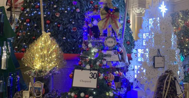 Christmas Tree Auction