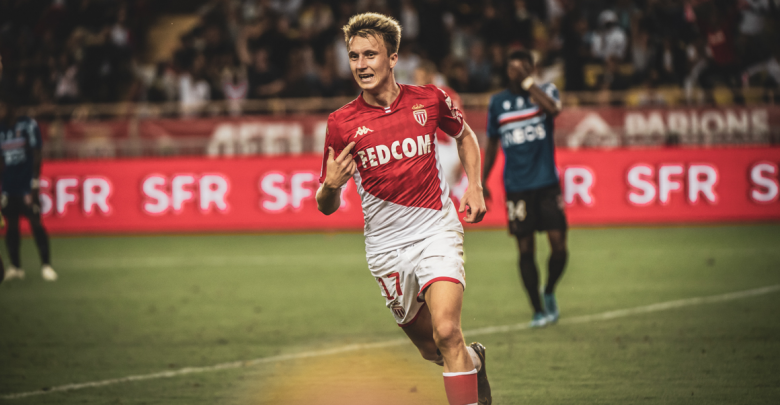 Aleksandr Golovin extends his contract until 2024