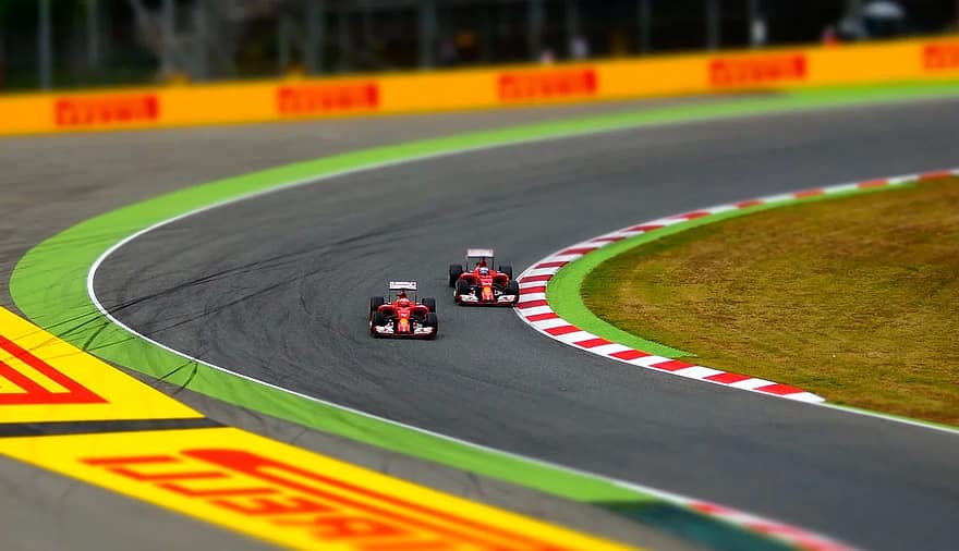 Historic Records and Engine Problems at the Barcelona Grand Prix