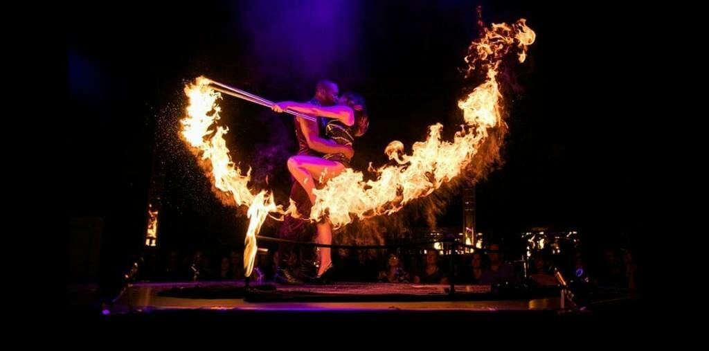 contemporary circus cabaret BOHEMIA