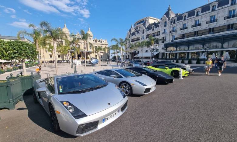 The Lamborghini Club Monaco Lights Up Place du Casino