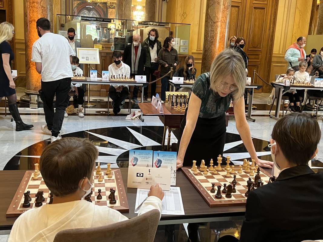 Prince Albert I simultaneous checkmated Game of Chess in Monte-Carlo Casino