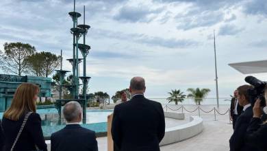 Albert II unveils Lartigue Fountain’s return to Larvotto