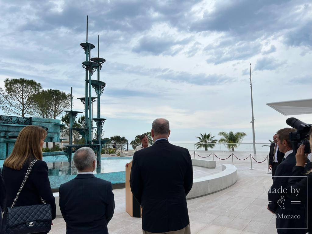 Albert II unveils Lartigue Fountain’s return to Larvotto