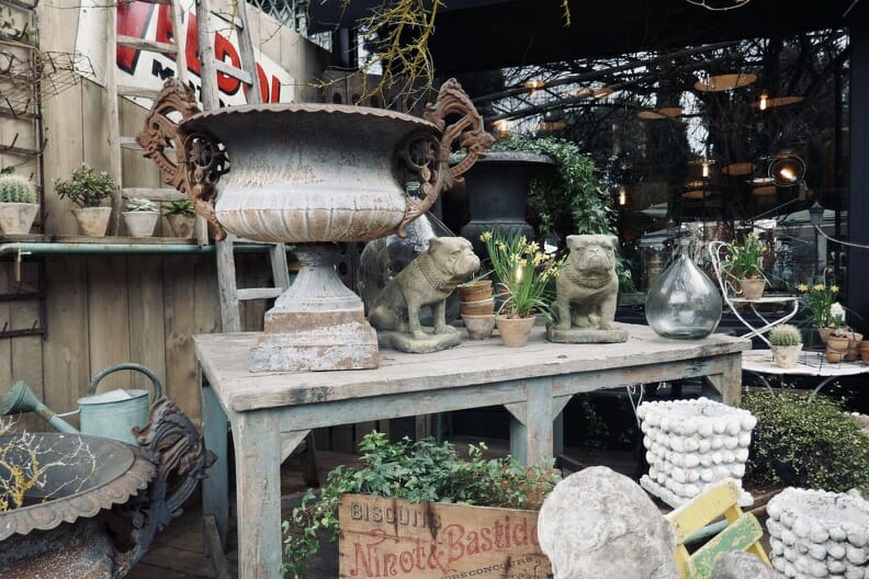 antique markets of Tuscany and Provence
