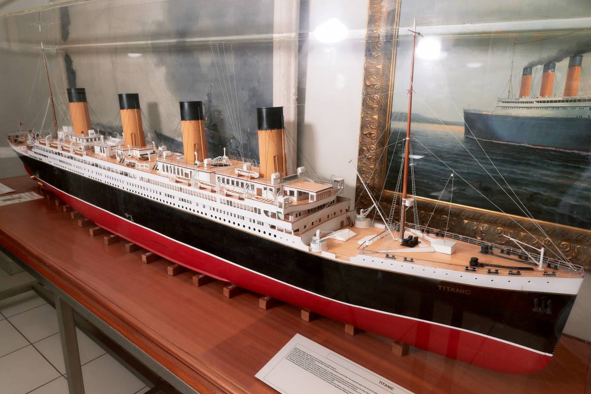 Survivors of the Titanic Honour a Brave Monegasque