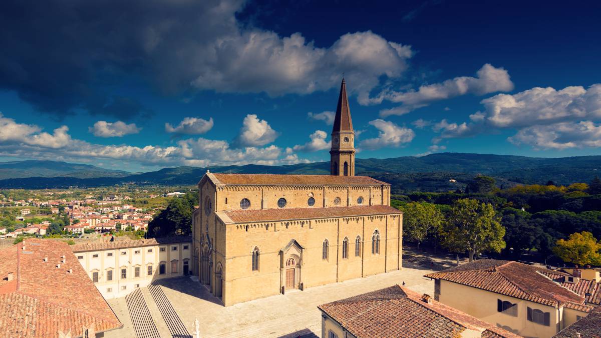 antique markets of Tuscany and Provence