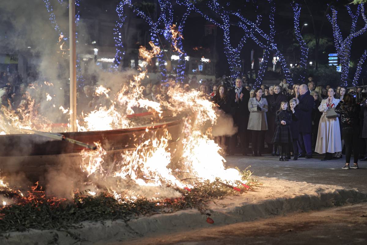 Princely Family sets Fire to the St. Devote Boat