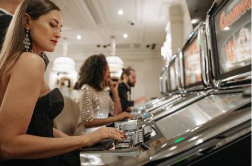 Why do casino players head to Monaco to play slots?