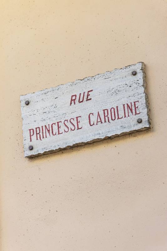 Princess Caroline Street: did you know to which of the Grimaldis it owes its name?