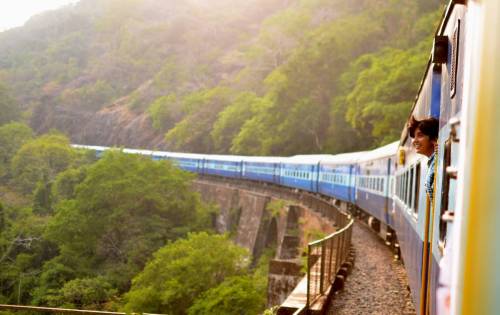 Espresso Riviera: Did You Know there is a Glamour Train to the Principality!