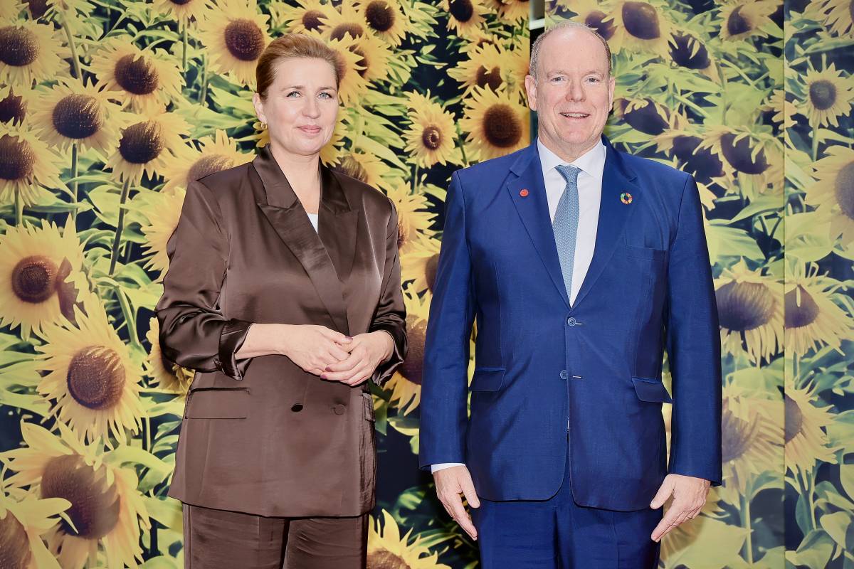 Prince Albert II participates in the European Political Community Summit