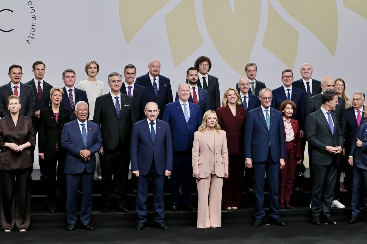 Prince Albert II participates in the European Political Community Summit