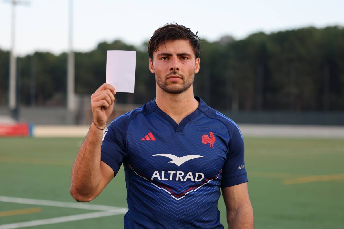 Peace and Sport/#WhiteCard initiative