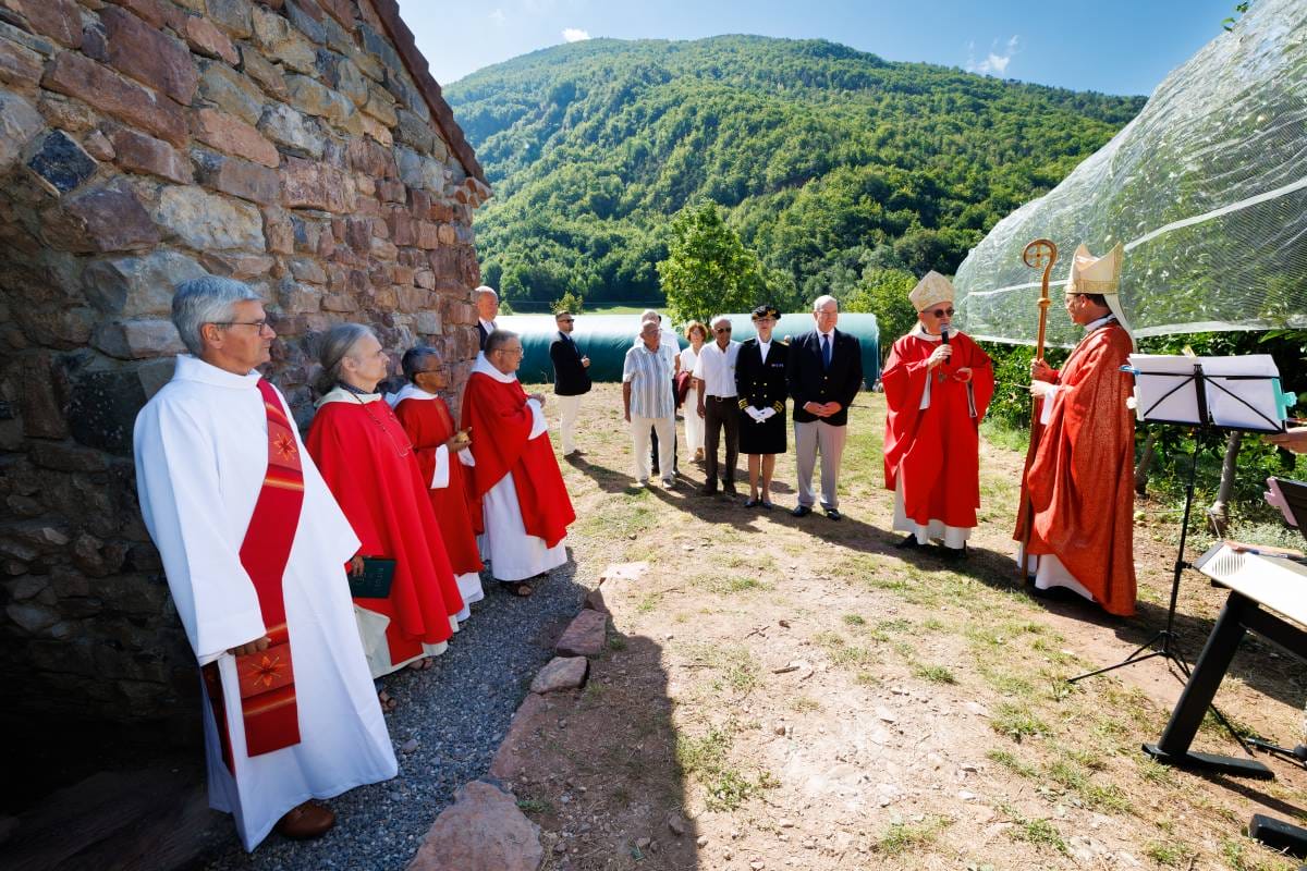 Prince Albert II inaugurates Restored Saint Devote Chapel in Faucon-du-Caire