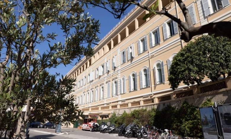 Lycée Albert Ier: French Education with an International Vibe